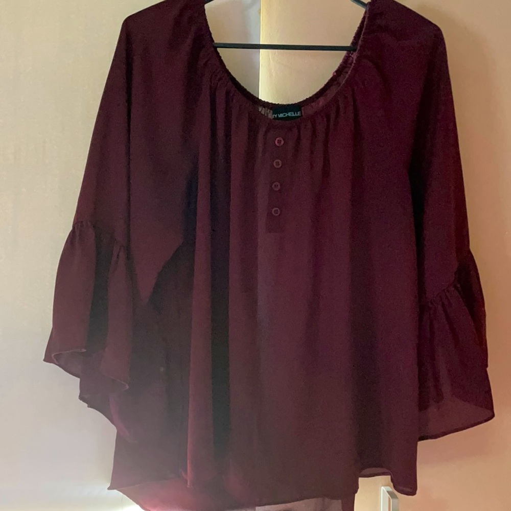 Flowey burgundy high low shirt size XL